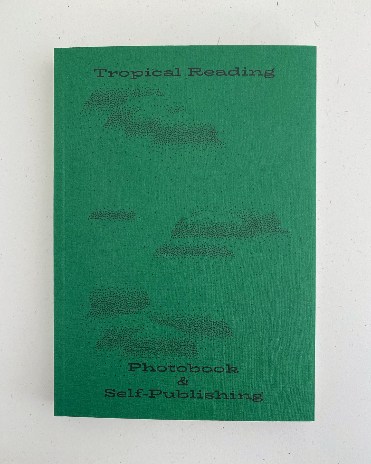 TROPICAL READING PHOTOBOOK & SELF-PUBLISHING