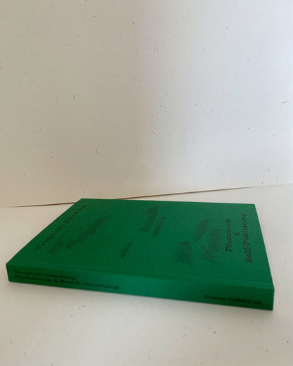 TROPICAL READING PHOTOBOOK & SELF-PUBLISHING