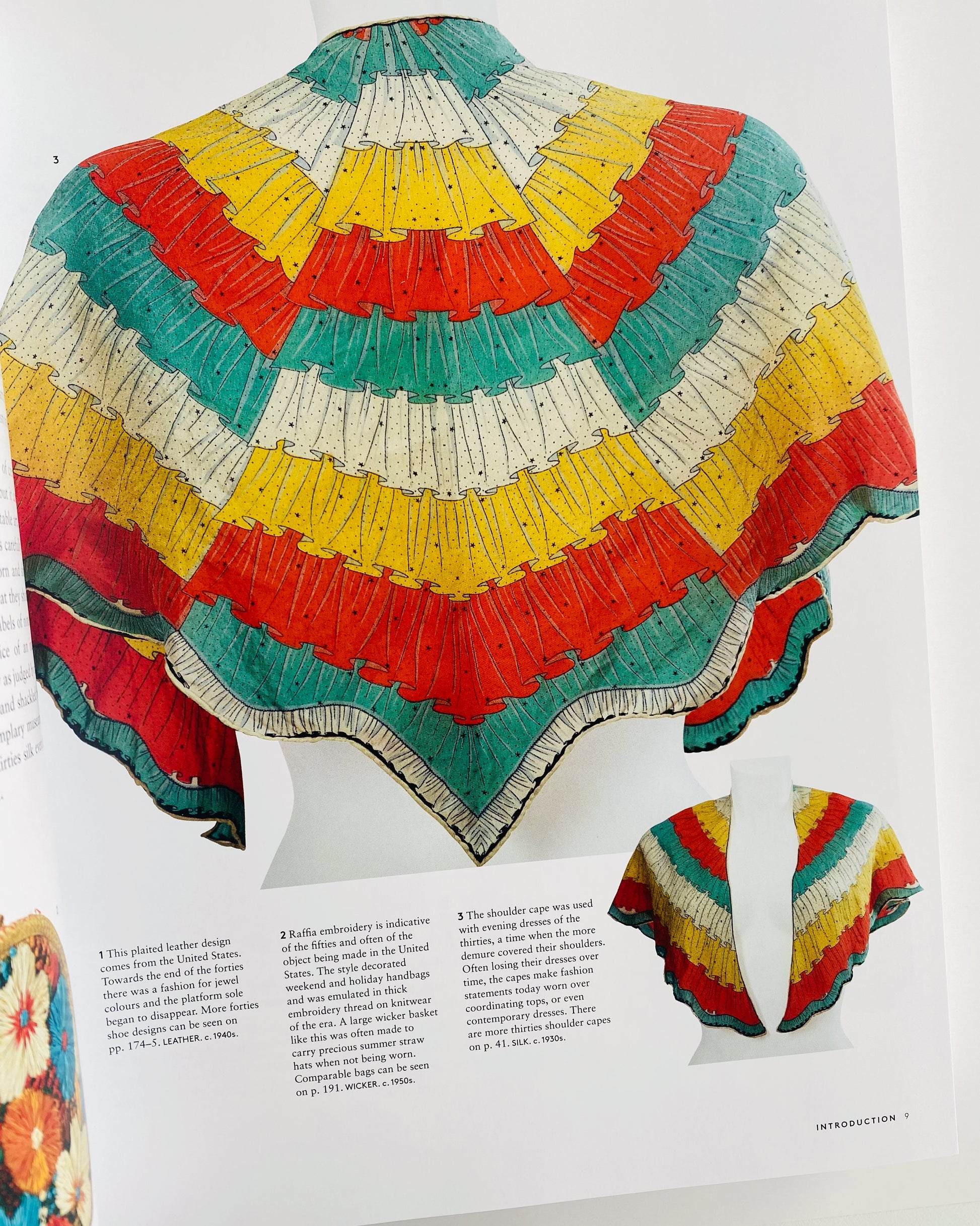 VINTAGE FASHION: A COMPLETE SOURCEBOOK – New Material Books